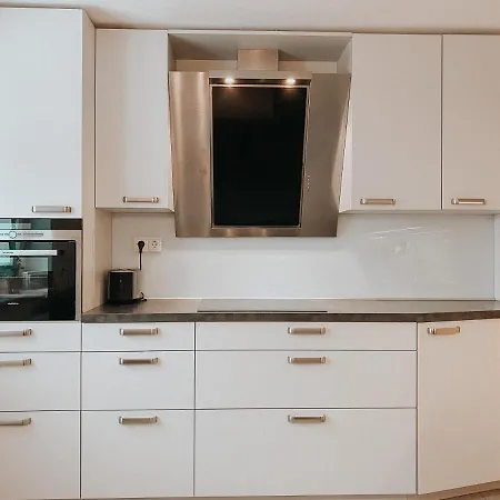 Lina * アーヘンキルヒ